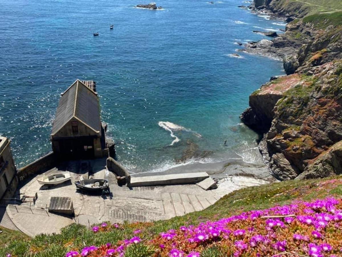 Wellspring Cottage Nr Kynance Cove Lizard Extérieur photo